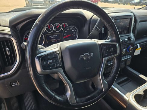 Used 2021 Chevrolet Silverado 1500 LT Trail Boss w/ Convenience Package II AWD/4WD image 10