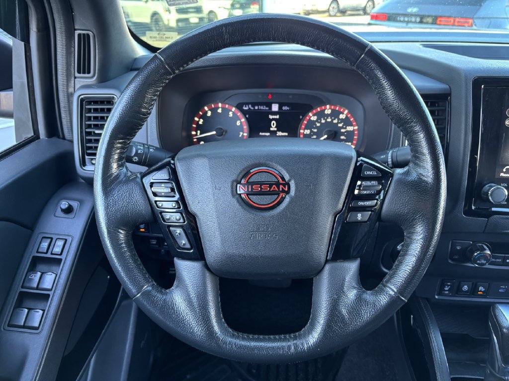 Used 2022 Nissan Frontier PRO-4X AWD/4WD image 14
