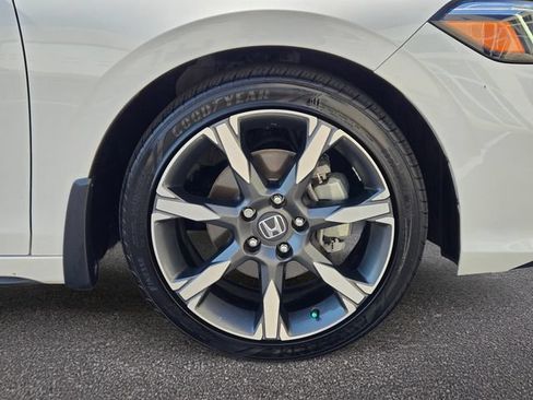Used 2025 Honda Civic Sport Touring image 4