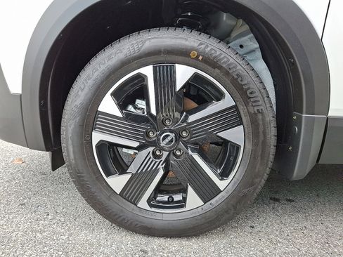 New 2026 Nissan Kicks SV w/ SV Premium Package image 4