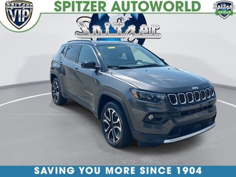 Used 2023 Jeep Compass Limited AWD/4WD image 2