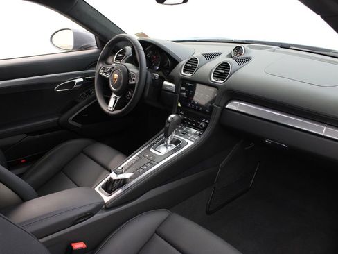 Certified 2025 Porsche 718 Cayman GTS image 27