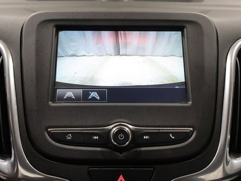 Used 2018 Chevrolet Equinox LS FWD image 26