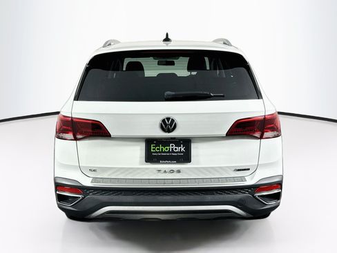 Used 2022 Volkswagen Taos SE AWD/4WD image 7