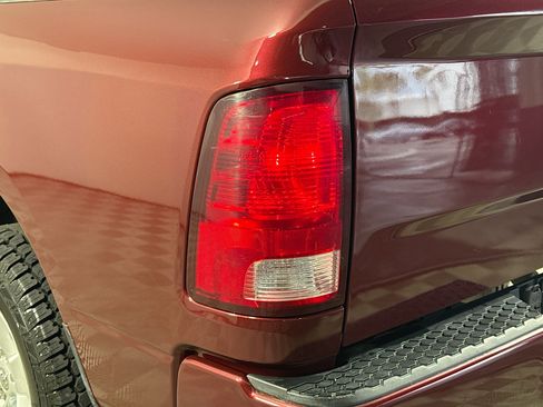 Used 2018 RAM 1500 Express image 34