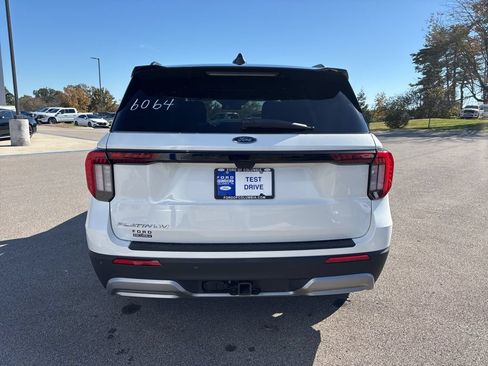 New 2026 Ford Explorer Platinum RWD image 7