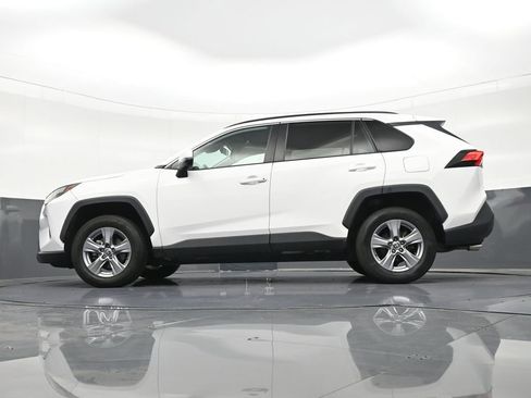 Used 2022 Toyota RAV4 XLE w/ Convenience Package FWD image 24