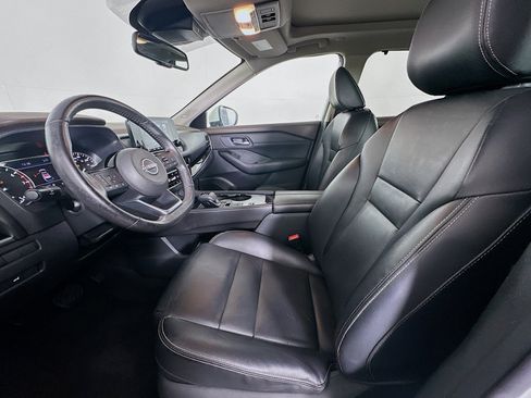 Used 2023 Nissan Rogue SL w/ SL Premium Package image 13