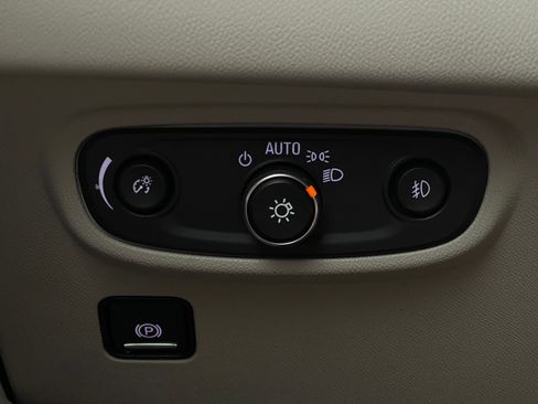 Used 2020 GMC Terrain Denali w/ Denali Premium Package AWD/4WD image 24