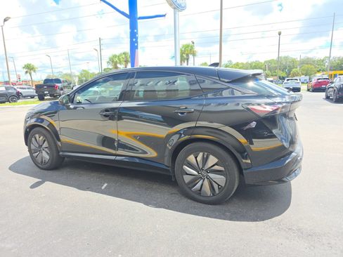Used 2023 Nissan Ariya AWD image 6
