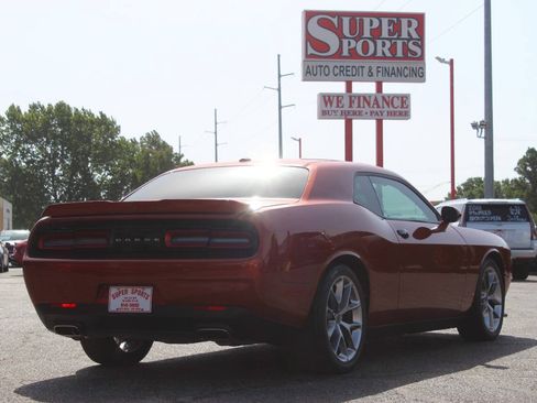 Used 2020 Dodge Challenger GT RWD image 4