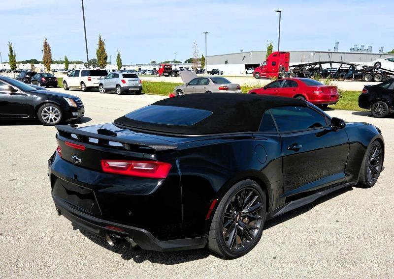 Used 2018 Chevrolet Camaro ZL1 w/ LPO, ZL1 Protection Package RWD image 3