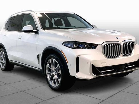 Used 2026 BMW X5 xDrive40i w/ Executive Package AWD/4WD image 2