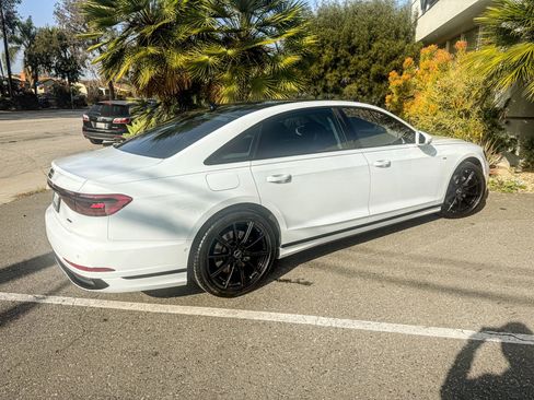 Used 2022 Audi A8 L 3.0T image 9