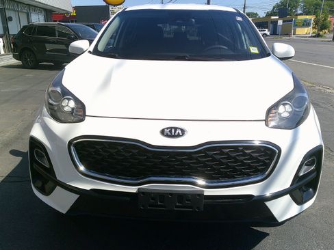 Used 2021 Kia Sportage LX AWD/4WD image 13