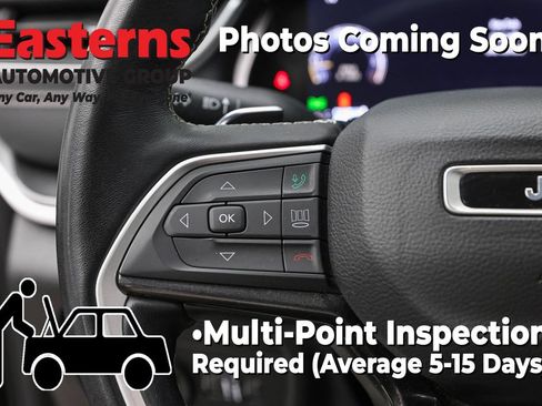 Used 2022 Jeep Grand Cherokee L Laredo w/ Luxury Tech Group I AWD/4WD image 15