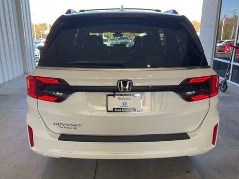 New 2026 Honda Odyssey EX-L image 23