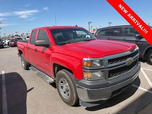 Used 2014 Chevrolet Silverado 1500 W/T w/ Trailering Package image 1