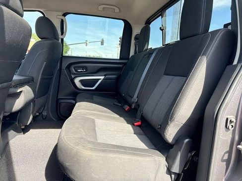 Used 2017 Nissan Titan SV RWD image 22