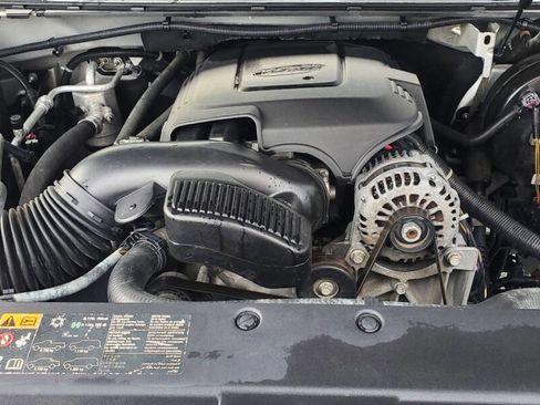 Used 2012 Chevrolet Avalanche LT w/ Suspension Package, Off-Road image 12