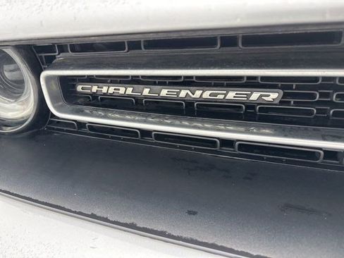 Used 2016 Dodge Challenger SXT w/ Super Sport Group (SS/T) image 41