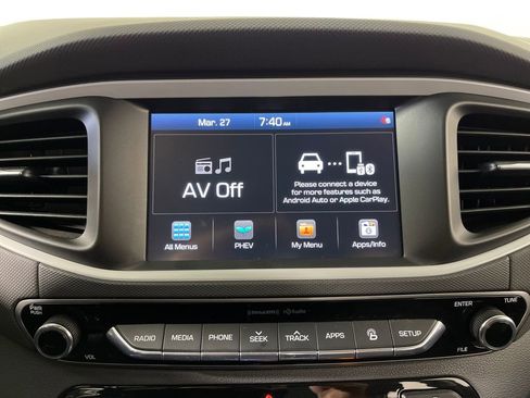 Used 2019 Hyundai Ioniq Plug-In Hybrid image 22