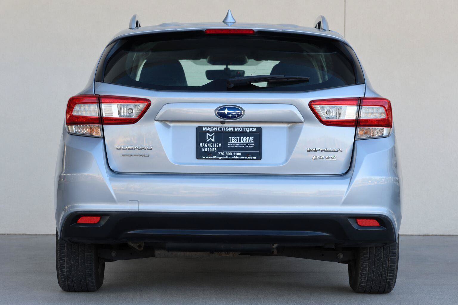 Used 2017 Subaru Impreza 2.0i Premium AWD/4WD image 10