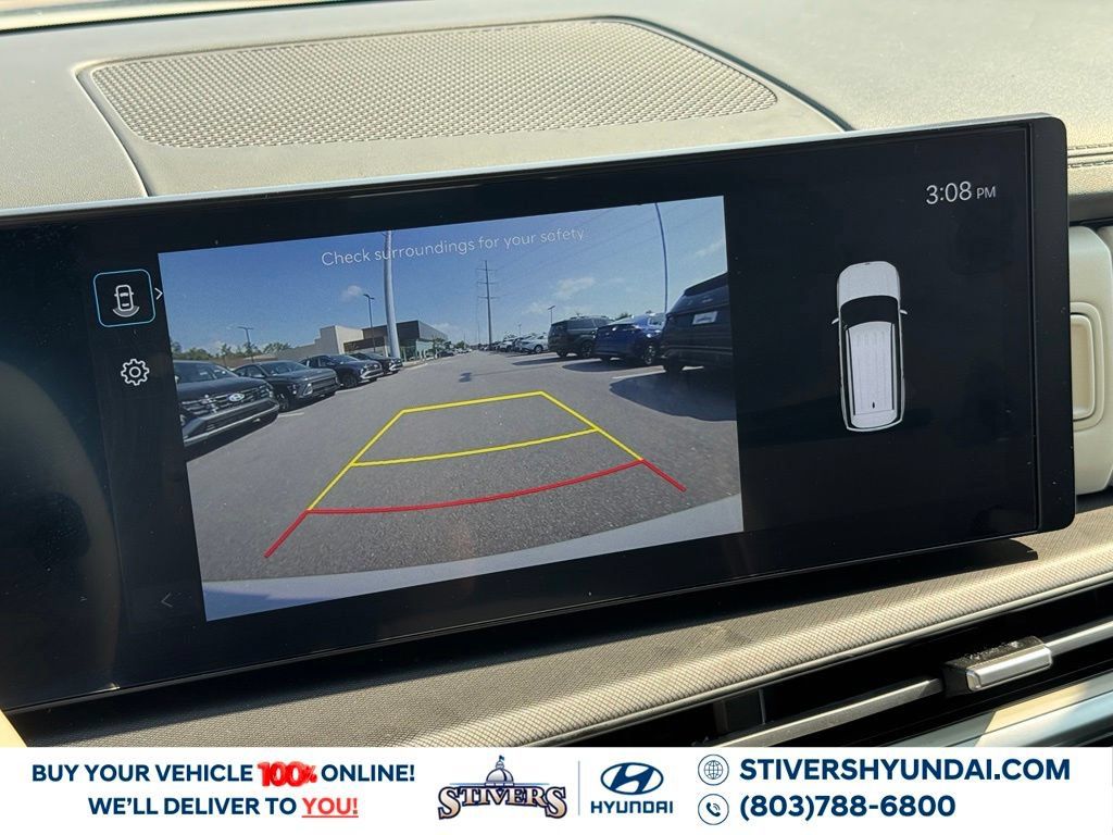 Used 2024 Hyundai Santa Fe SE FWD image 3
