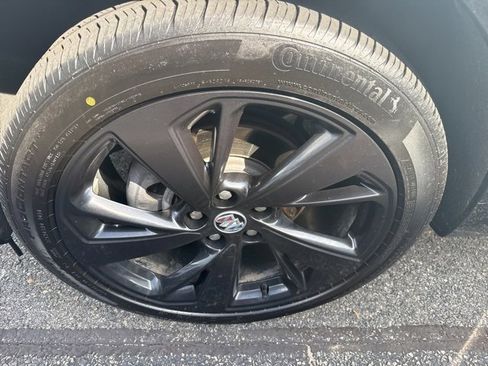 Used 2023 Buick Envision Essence w/ Sport Touring Package image 5