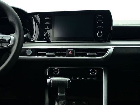 Used 2023 Kia K5 LXS image 12