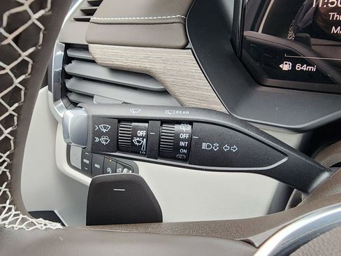 New 2026 GMC Acadia Denali w/ Super Cruise Package AWD/4WD image 23