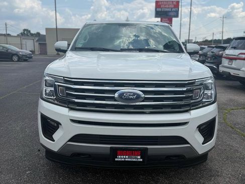 Used 2021 Ford Expedition Max XLT AWD/4WD image 2