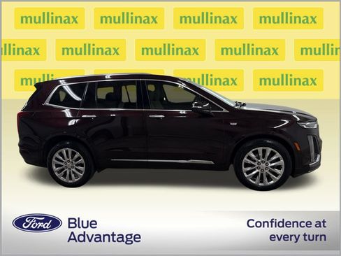 Used 2020 Cadillac XT6 Premium Luxury FWD image 2