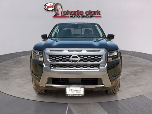 Used 2026 Nissan Frontier SV RWD image 8