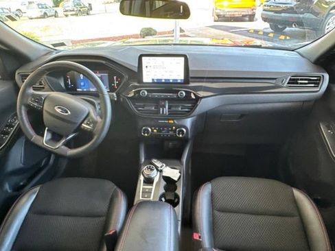 Used 2025 Ford Escape ST-Line Select AWD/4WD image 28