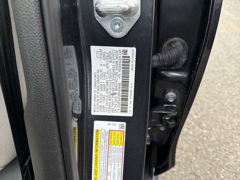 Certified 2023 Honda Civic LX image 33