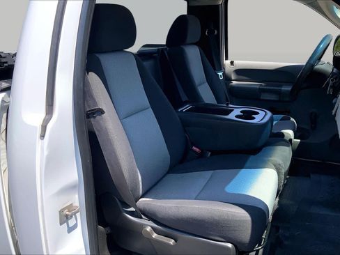 Used 2007 Chevrolet Silverado 1500 W/T RWD image 8