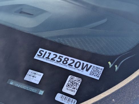 Certified 2025 Chevrolet Traverse LT image 34