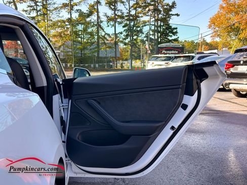 Used 2020 Tesla Model 3 Long Range image 25