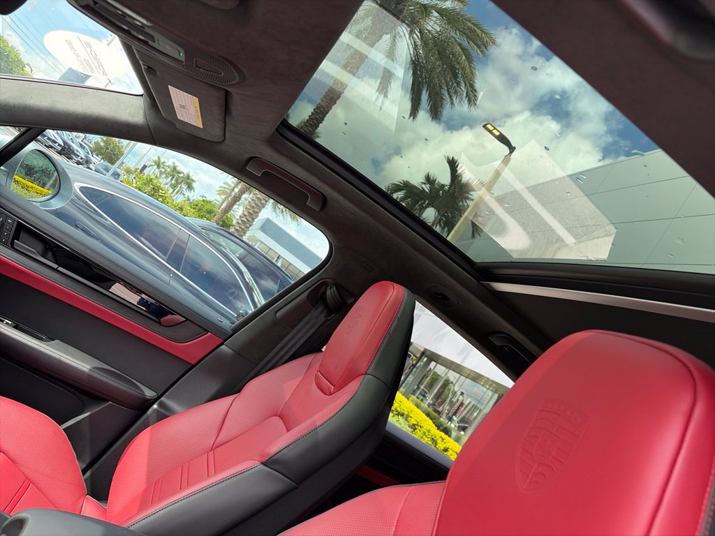 Certified 2026 Porsche Cayenne GTS AWD/4WD image 4