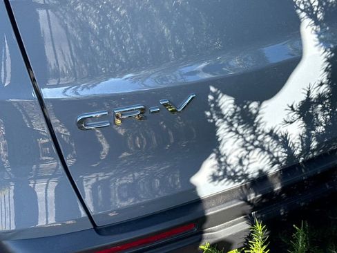 Used 2025 Honda CR-V LX image 7