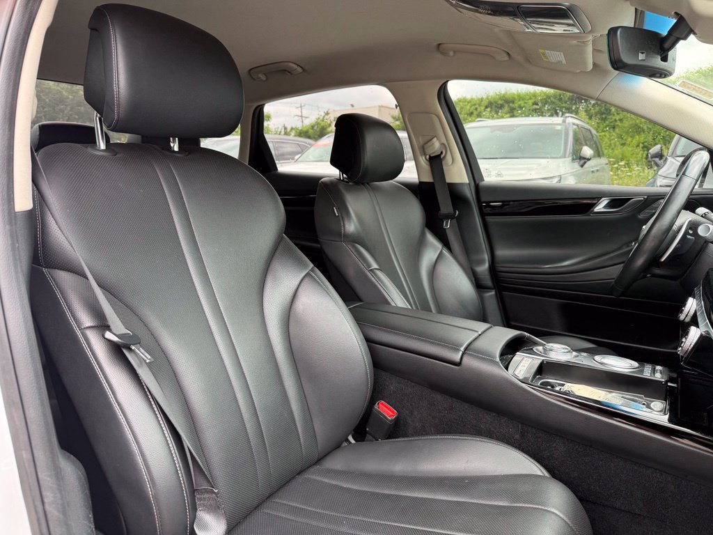 Used 2021 Genesis G80 2.5T AWD/4WD image 18