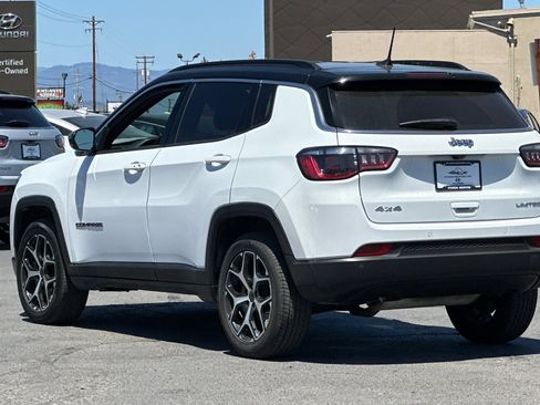 Used 2025 Jeep Compass Limited AWD/4WD image 7