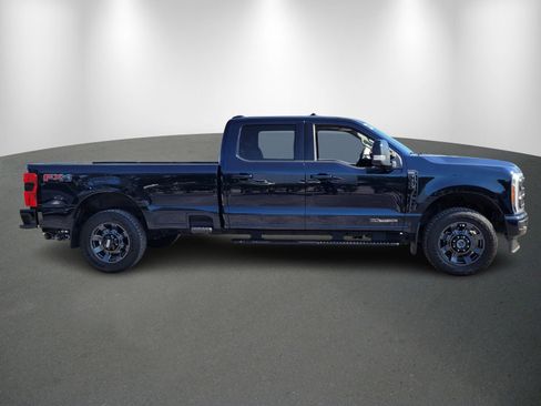 Used 2023 Ford F350 Lariat w/ Lariat Ultimate Package image 9