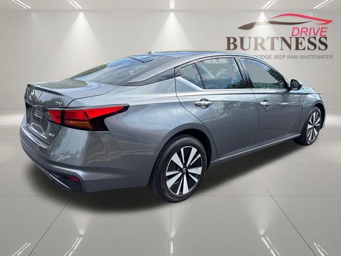 Used 2020 Nissan Altima 2.5 SV AWD/4WD image 9