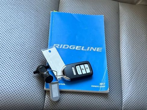 Used 2017 Honda Ridgeline RTL-E image 11