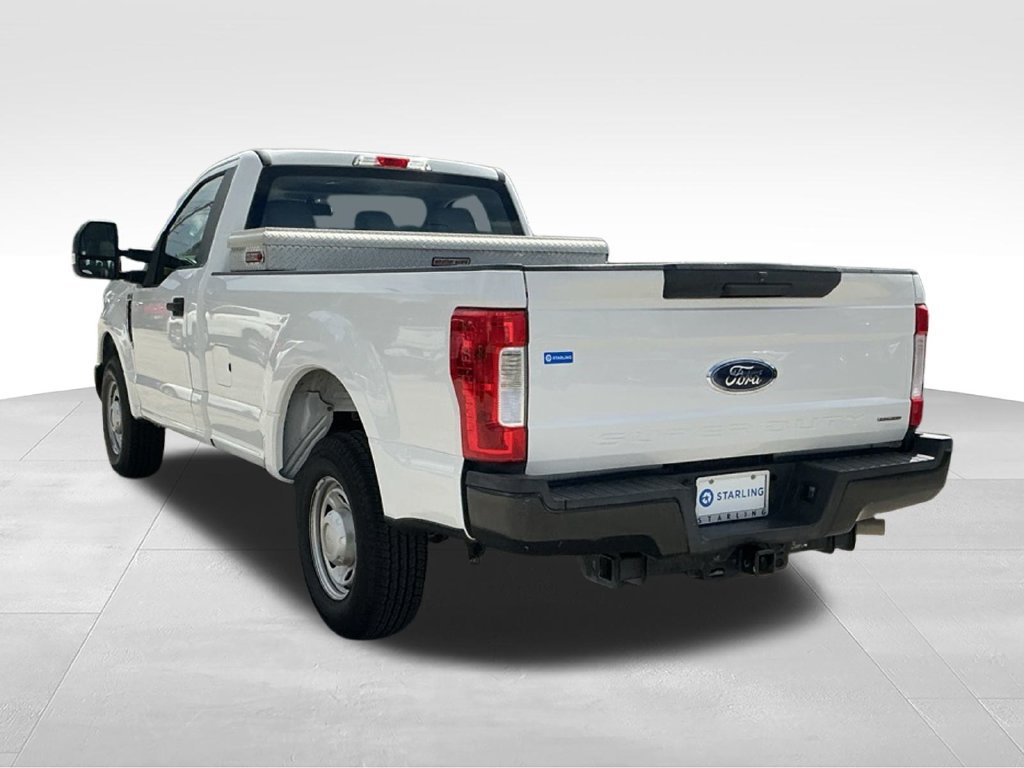 Used 2018 Ford F250 XL w/ Power Equipment Group RWD image 5