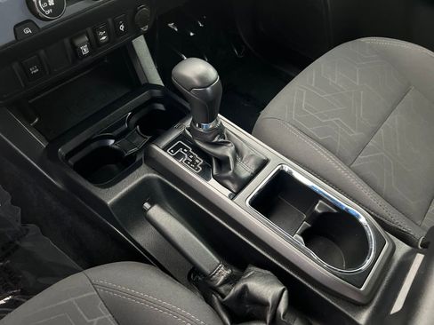 Used 2019 Toyota Tacoma TRD Off-Road RWD image 25