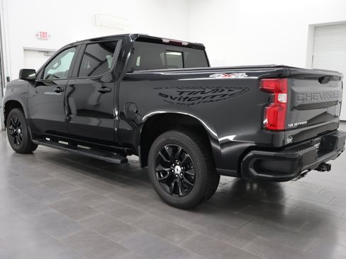 Used 2022 Chevrolet Silverado 1500 RST w/ Convenience Package II AWD/4WD image 6