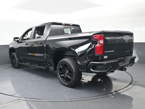 Used 2024 Chevrolet Silverado 1500 LT Trail Boss w/ Convenience Package II image 4